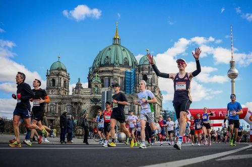 Foto offerta MEZZA MARATONA DI BERLINO | 21K, immagini dell'offerta MEZZA MARATONA DI BERLINO | 21K di Ovunque viaggi.
